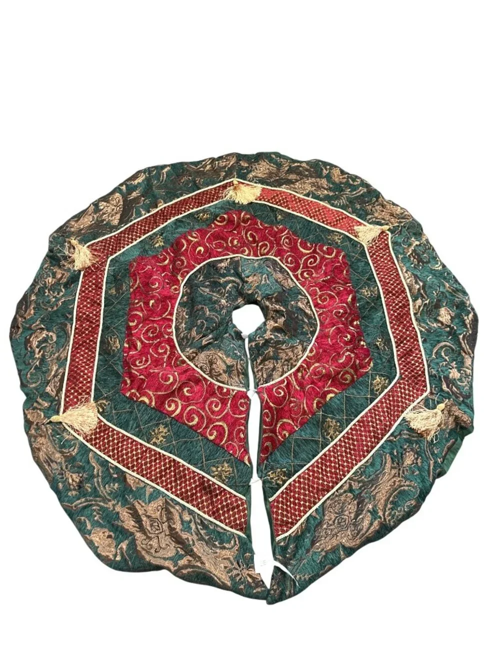 D&F Designs festive brocade
